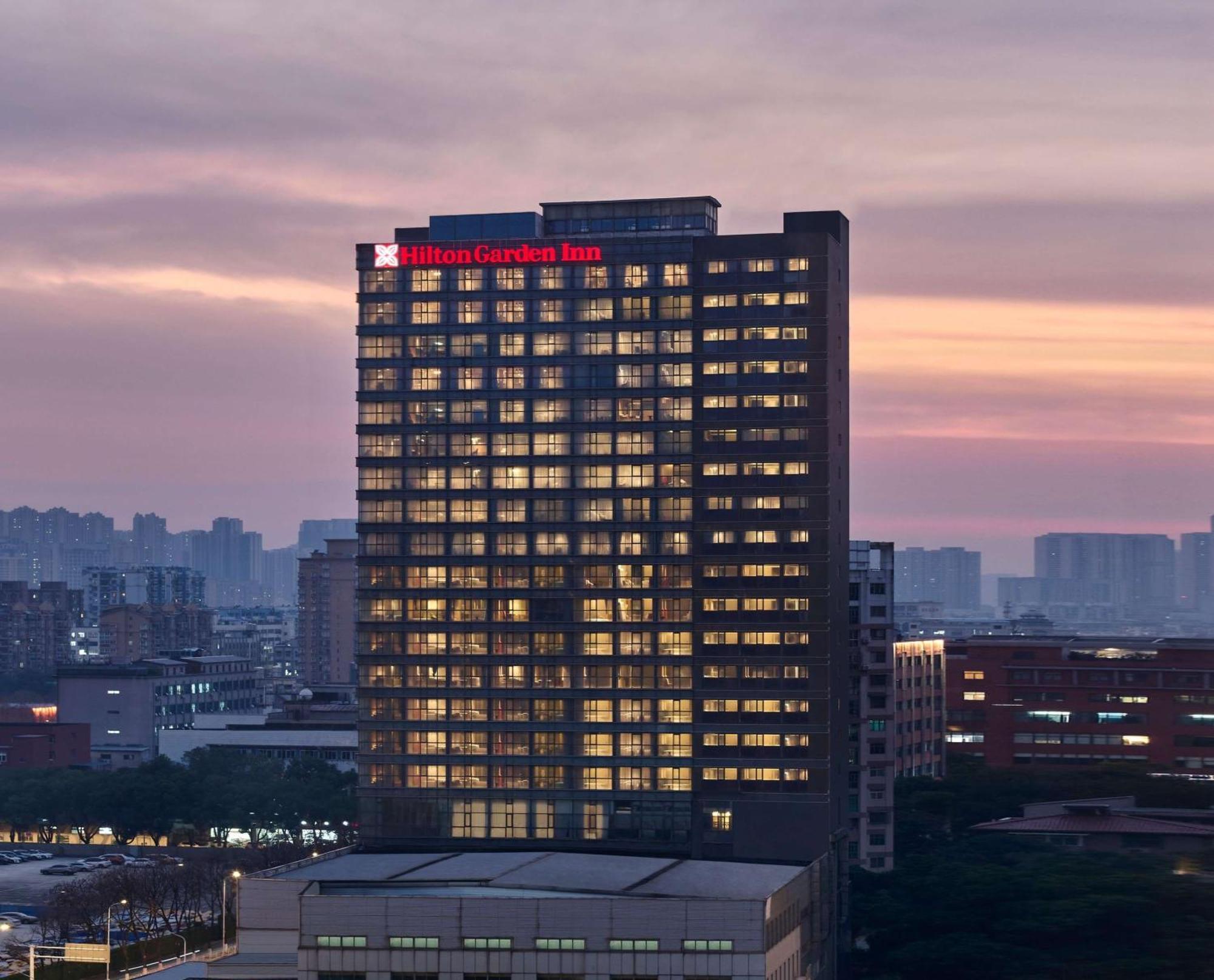 Hilton Garden Inn Wuhan Hankou Eksteriør bilde